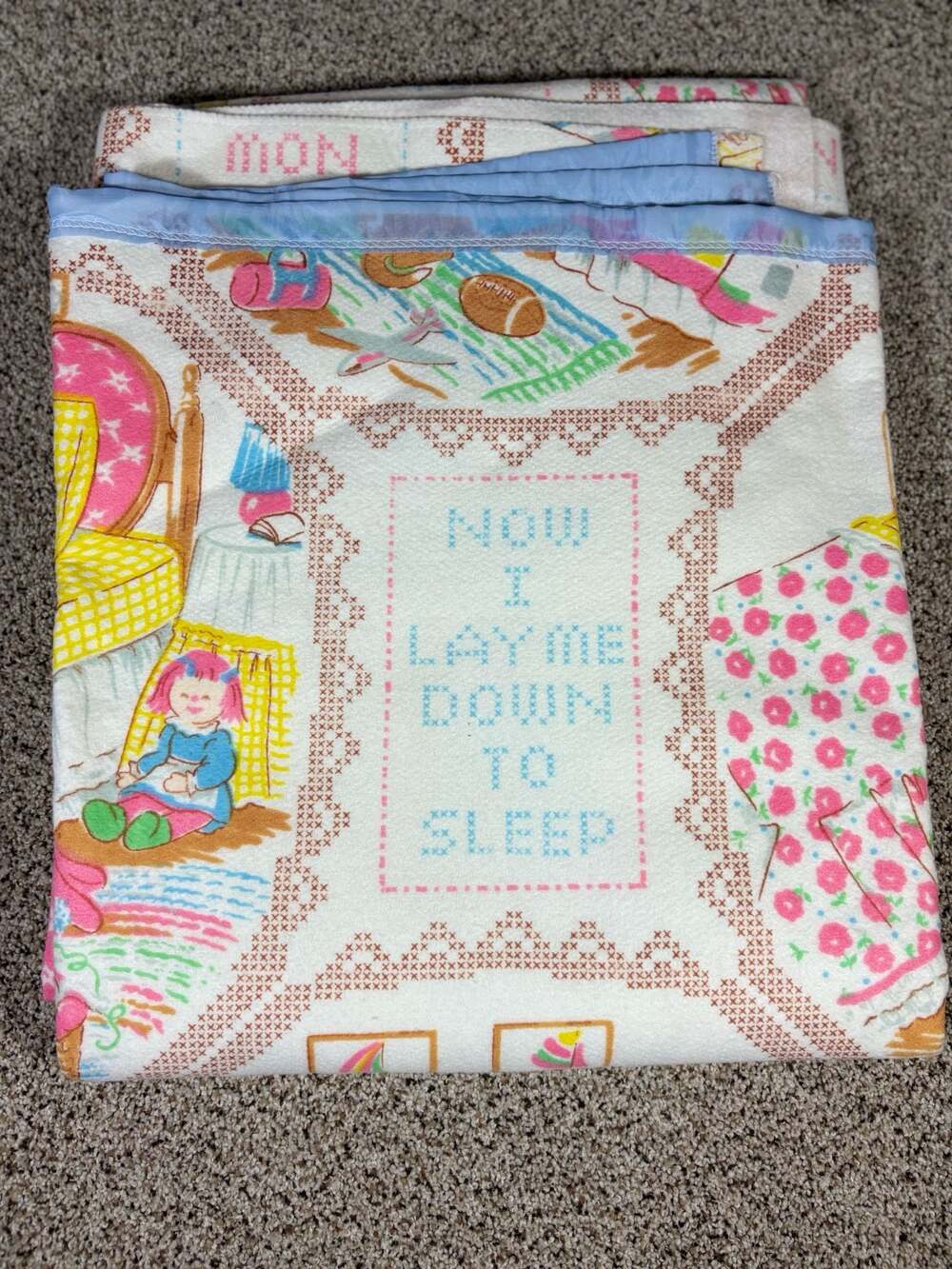 Vintage Now I Lay Me Down to Sleep Children's Bedside Blanket with Satin Trim